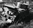 Ремонт Т-29-4 в полевых условиях. Лето 1935