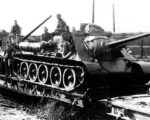 транспортировка Су-85 на ж/д платформах